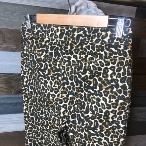 Free People Leopard Print Skinny Jeans NWOT - Picture 5 of 6